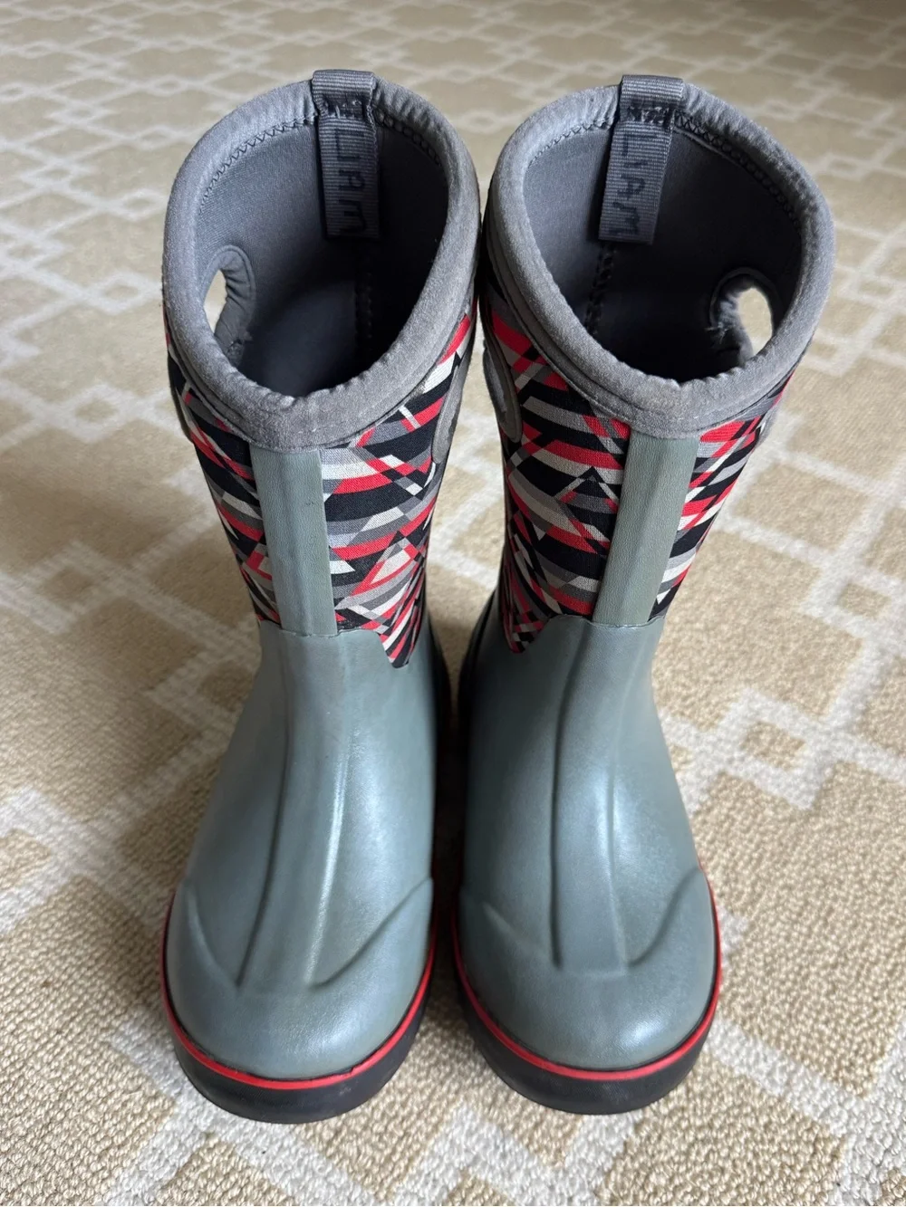 BOGS Classic II Mid Geometric Waterproof Insulated Boots Gray Red Kids 13